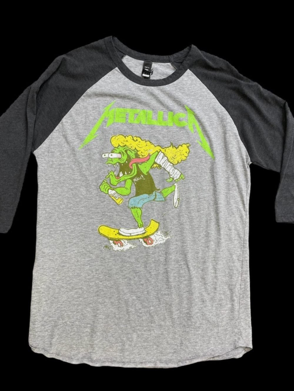 RARE - Metallica tee Limited Metallica skateboarder raglan tee